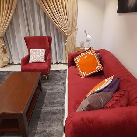 The Lennox D-Plus Apartments Accra Luaran gambar