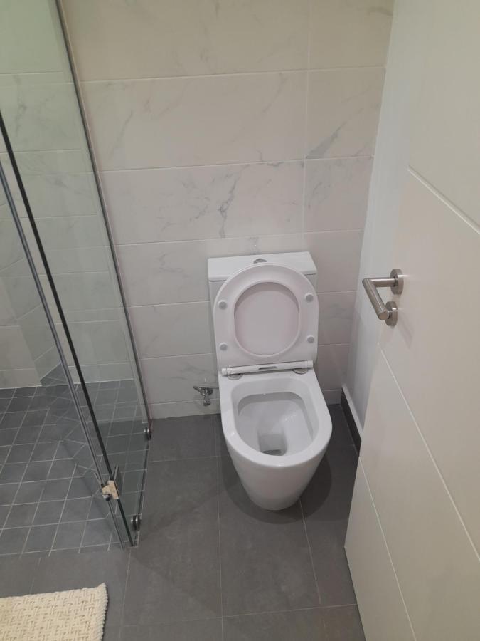 The Lennox D-Plus Apartments Accra Luaran gambar
