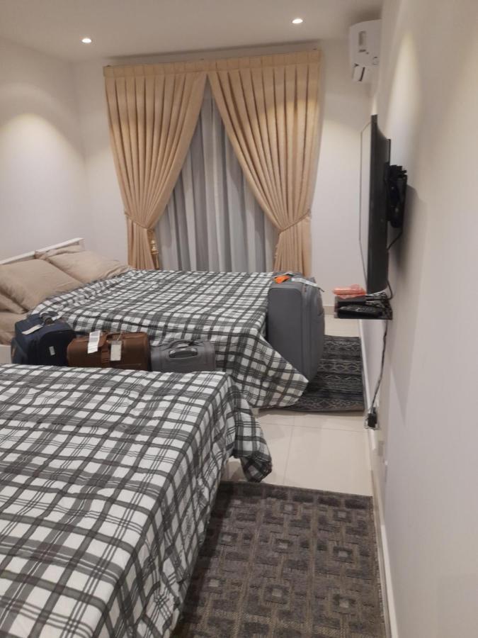 The Lennox D-Plus Apartments Accra Luaran gambar