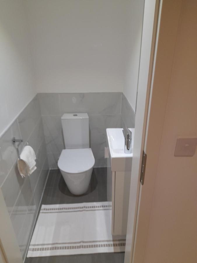 The Lennox D-Plus Apartments Accra Luaran gambar